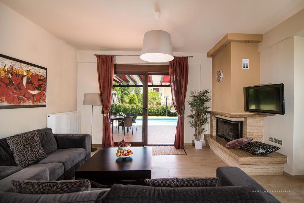 Olympus Villas Paralia Skotinis Room photo